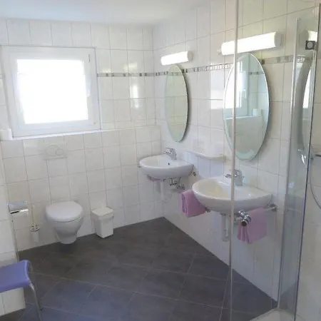 Saas-grund Sleeps 8 Wifi T034504 * ساس-غروند