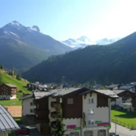 Saas-grund Sleeps 8 Wifi T034504 *