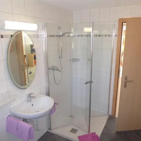 شقة Saas-grund Sleeps 8 Wifi T034504 *