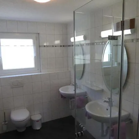 شقة Saas-grund Sleeps 8 Wifi T034504 ساس-غروند